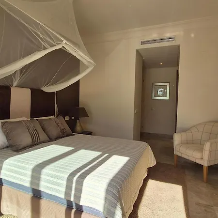 Holiday home Adosada En Santa Clara Marbella